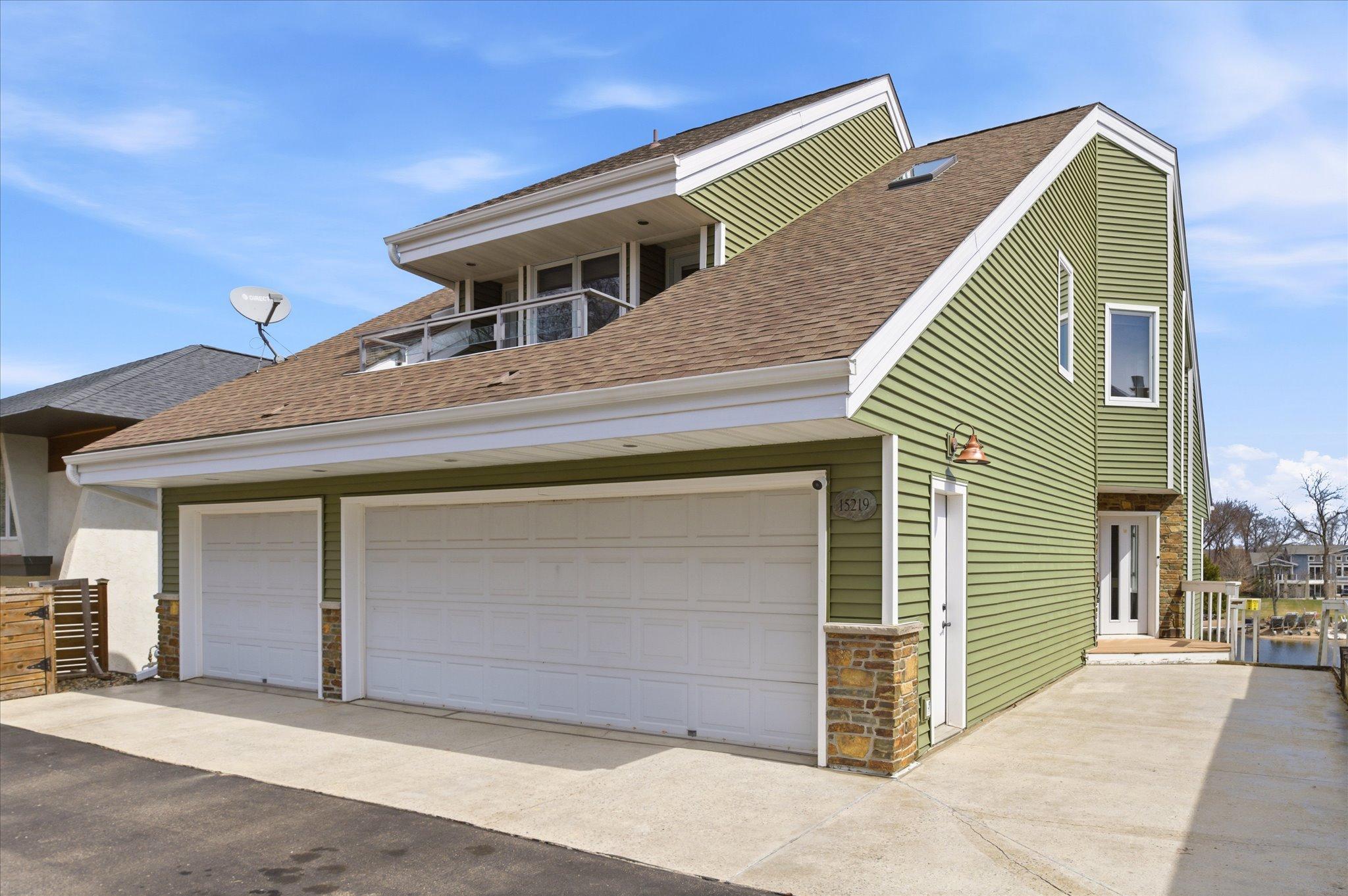 Prior Lake, Minnesota, 55372, United States, 4 Bedrooms Bedrooms, ,3 BathroomsBathrooms,Residential,Active,2035642