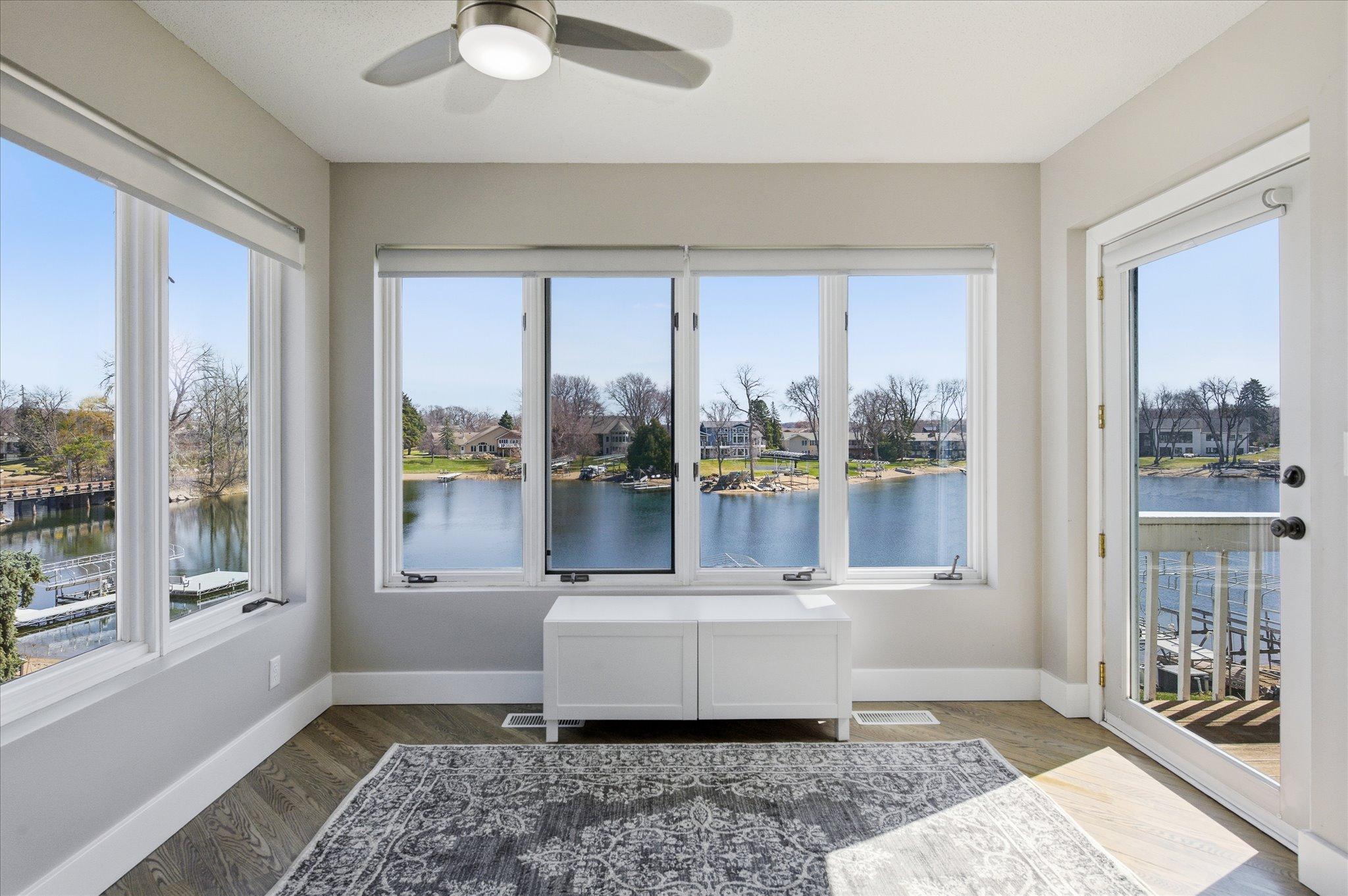 Prior Lake, Minnesota, 55372, United States, 4 Bedrooms Bedrooms, ,3 BathroomsBathrooms,Residential,Active,2035642