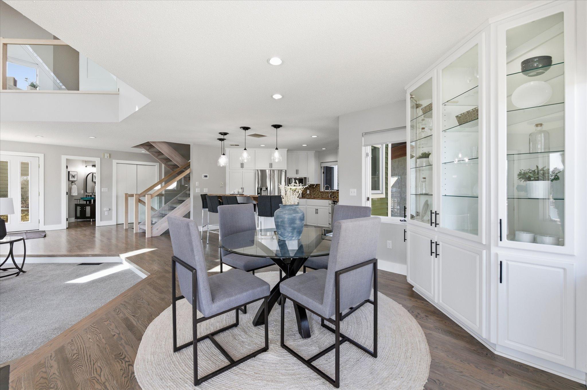 Prior Lake, Minnesota, 55372, United States, 4 Bedrooms Bedrooms, ,3 BathroomsBathrooms,Residential,Active,2035642
