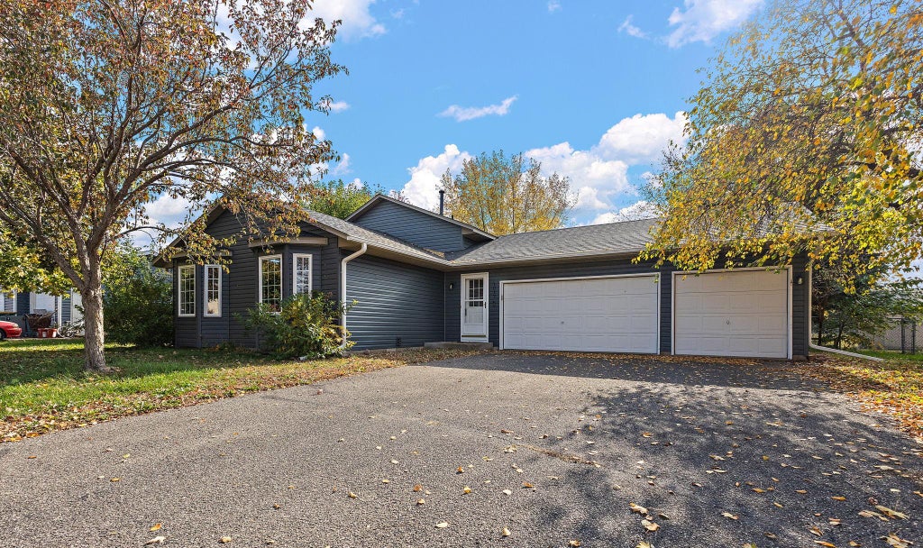 Photo of 1017 Scott Lane, Belle Plaine, MN 56011 (MLS # 7149366)
