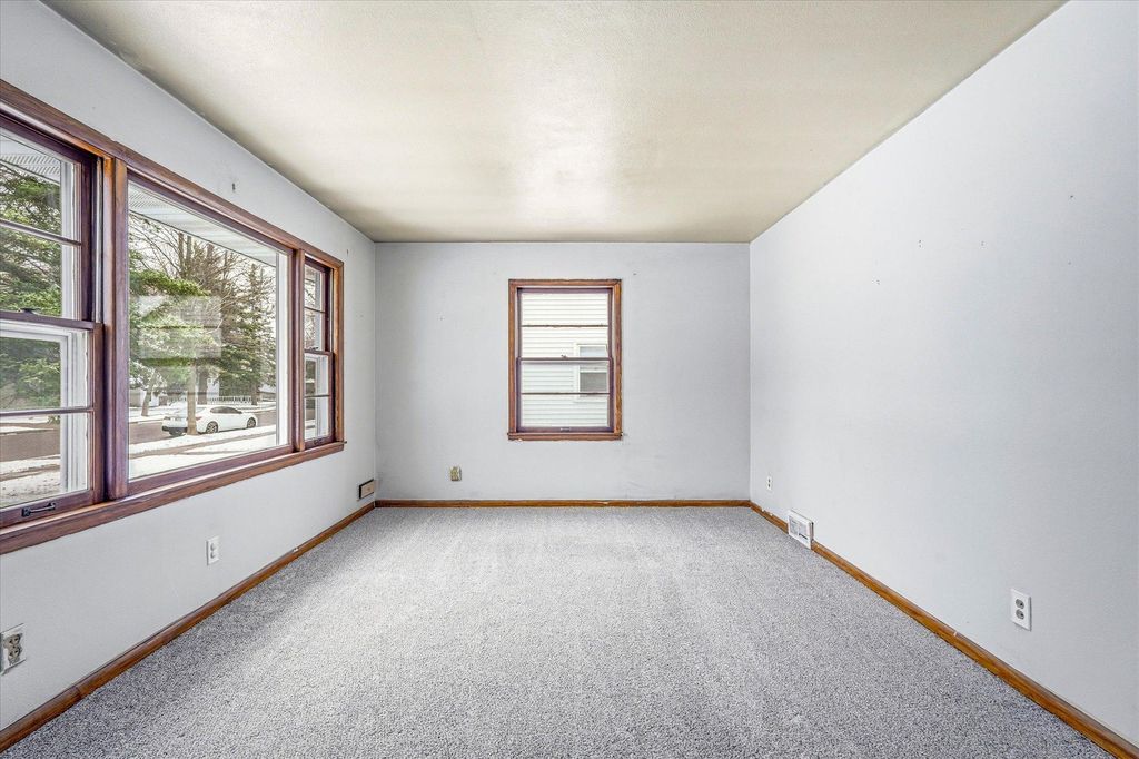 Photo of 129 32nd Avenue N, Saint Cloud, MN 56303 (MLS # 7046677)