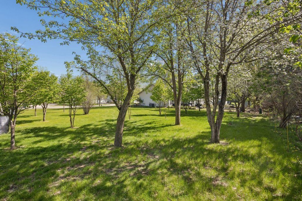 Photo of 1716 Southwood Trail, Saint Cloud, MN 56301 (MLS # 7073508)