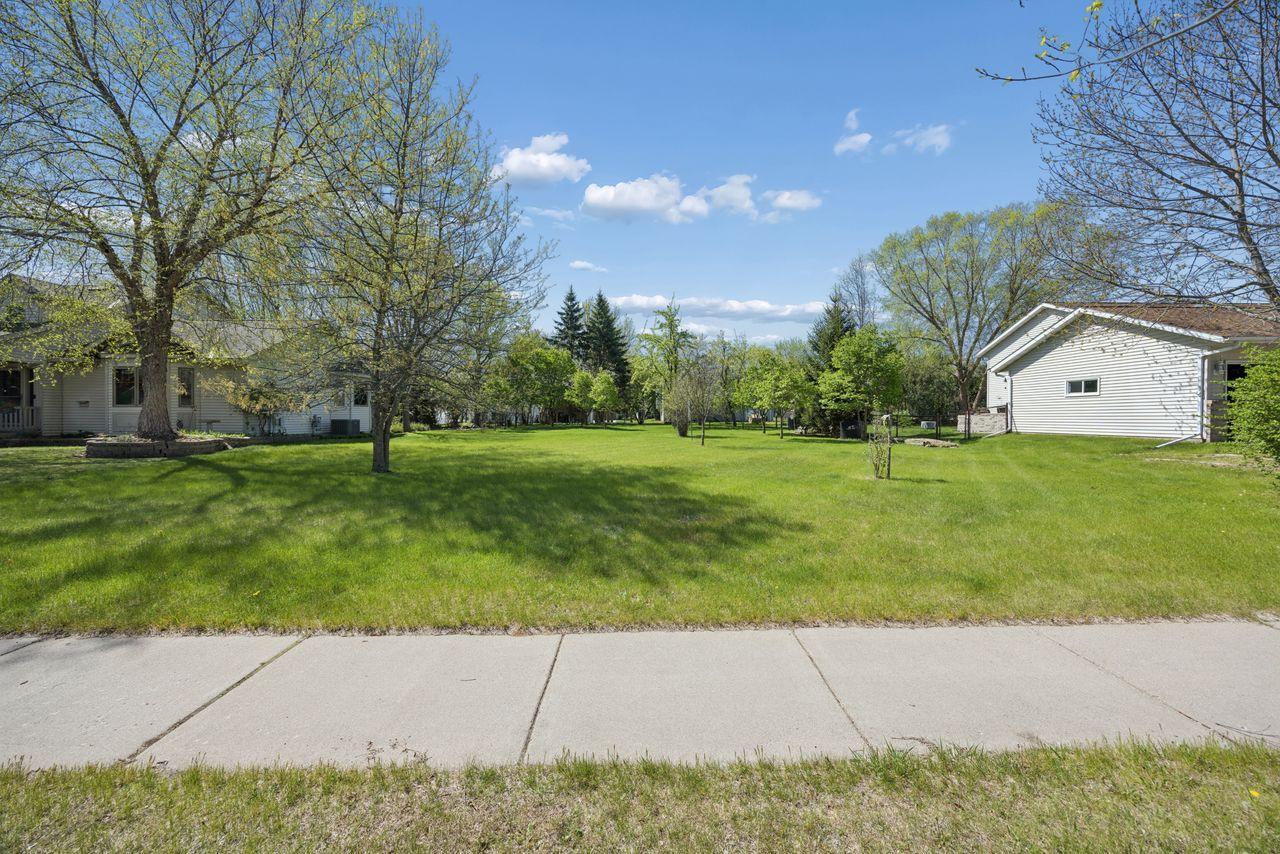 1716 Southwood Trail