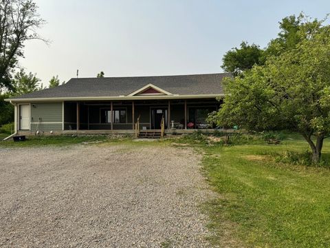 Photo of 15913 810th Avenue, Glenville, MN 56036 (MLS # 6726073)
