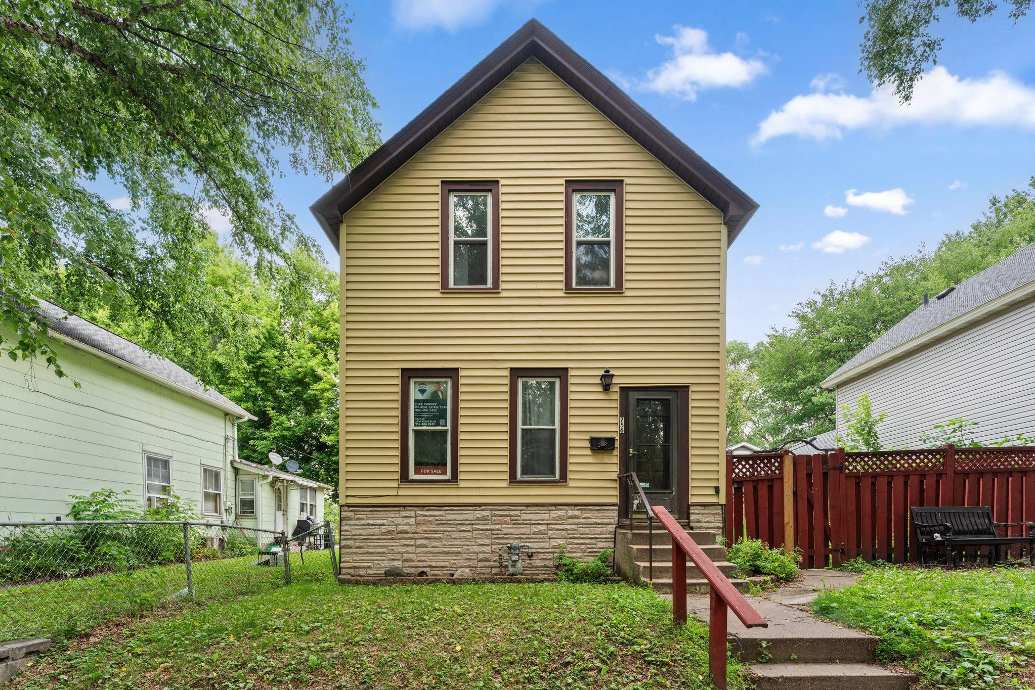 756 Desoto Street