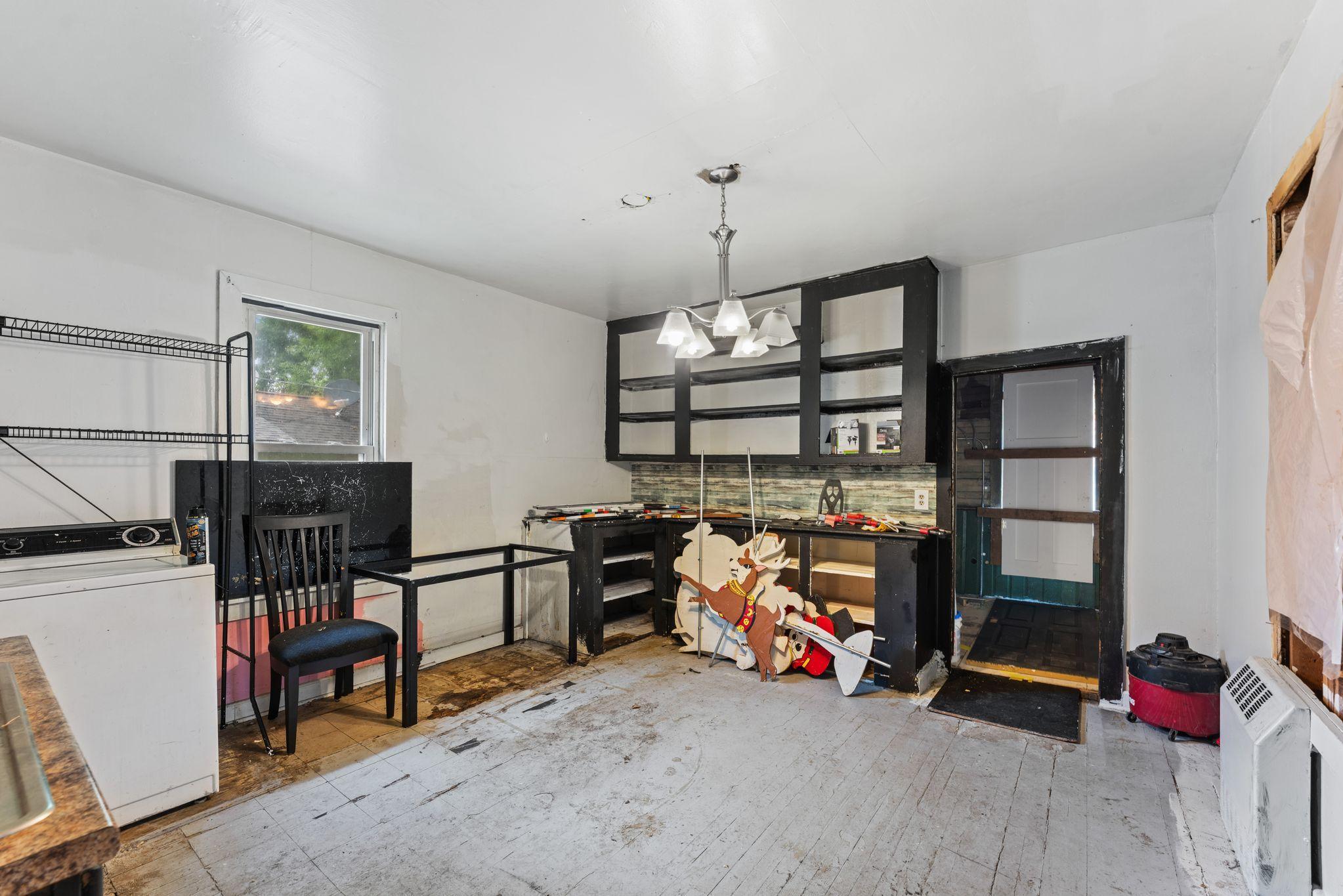 756 Desoto Street