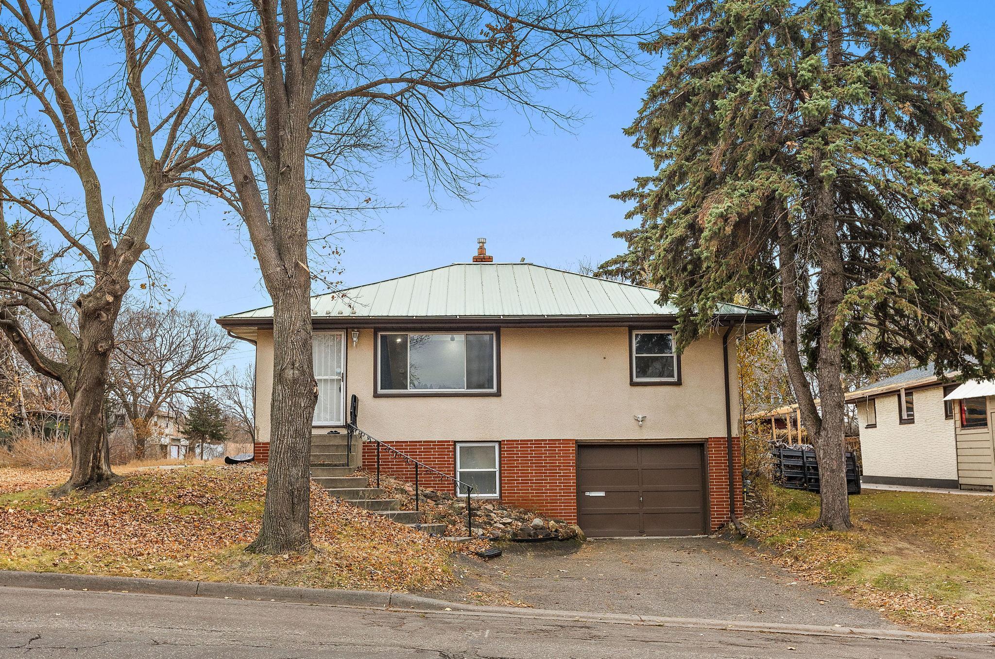 514 Arlington Avenue E