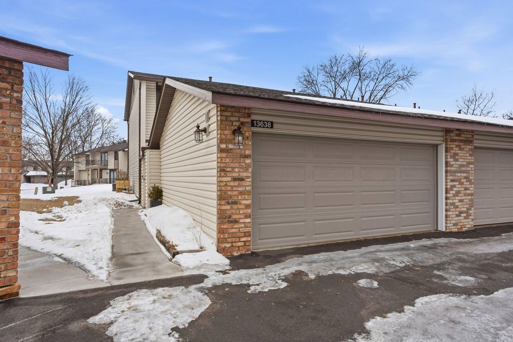 Photo of 13638 Heather Hills Drive, Burnsville, MN 55337 (MLS # 7019001)