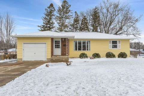 Photo of 1426 Eden Lane, Faribault, MN 55021 (MLS # 6818112)