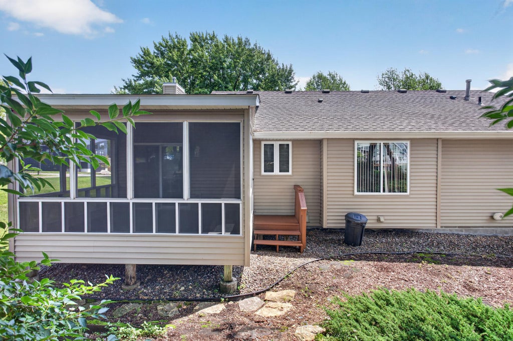 Photo of 13805 Granada Avenue, Apple Valley, MN 55124 (MLS # 7100060)