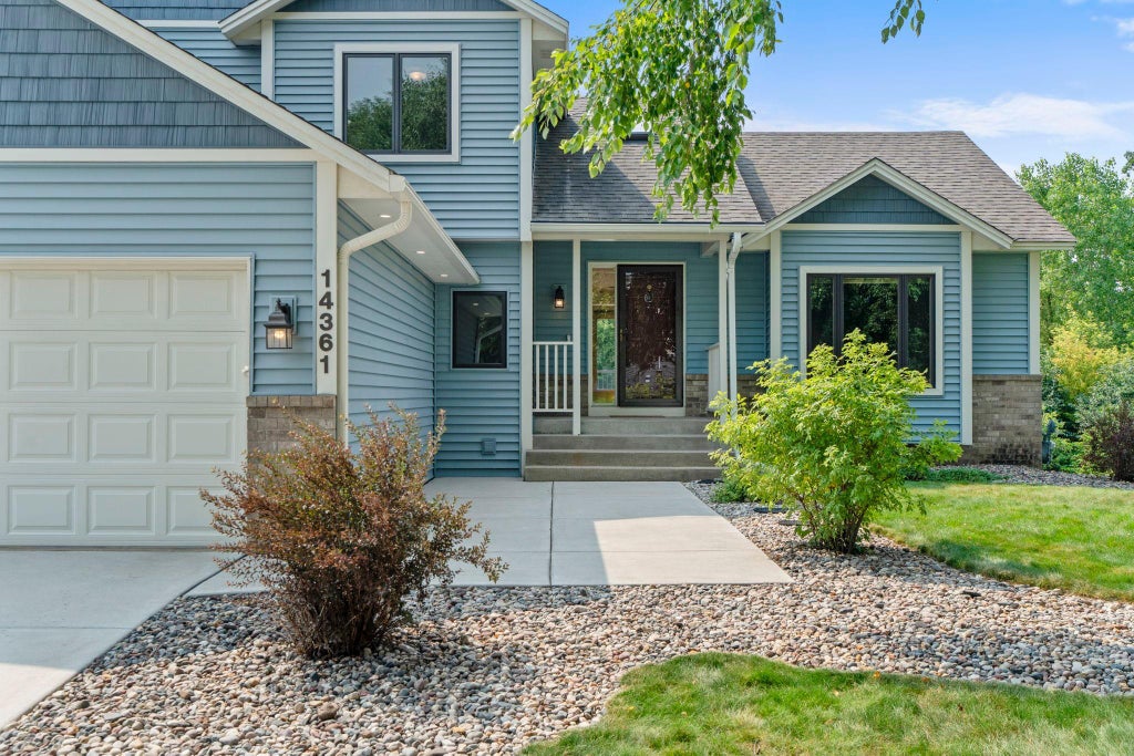 Photo of 14361 Cormorant Way, Rosemount, MN 55068 (MLS # 7125789)
