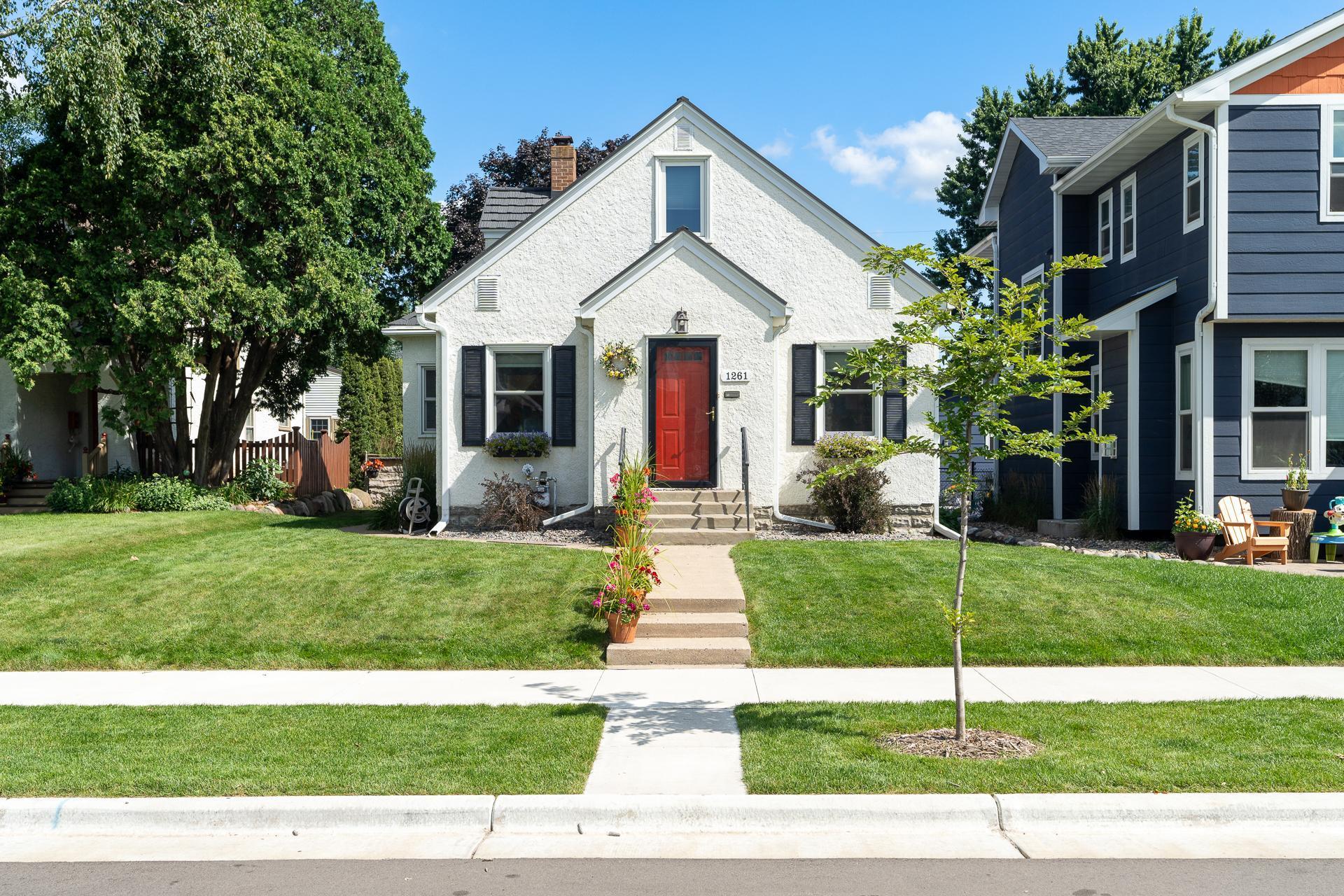 1261 Eleanor Avenue