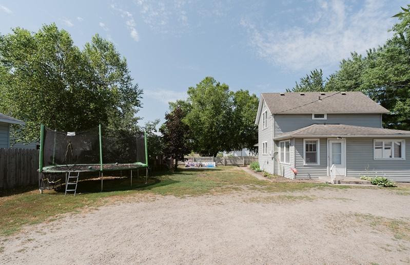 120 Division Street N