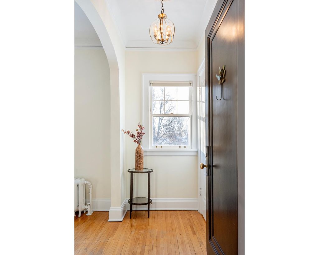 Photo of 1917 Summit Avenue #2, Saint Paul, MN 55105 (MLS # 6815508)