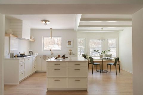 4261 Winchester Court Minnetonka MN 55345