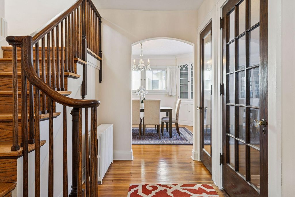 Photo of 2260 Sargent Avenue, Saint Paul, MN 55105 (MLS # 7013976)