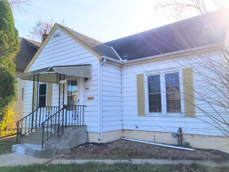 960 Geranium Avenue E