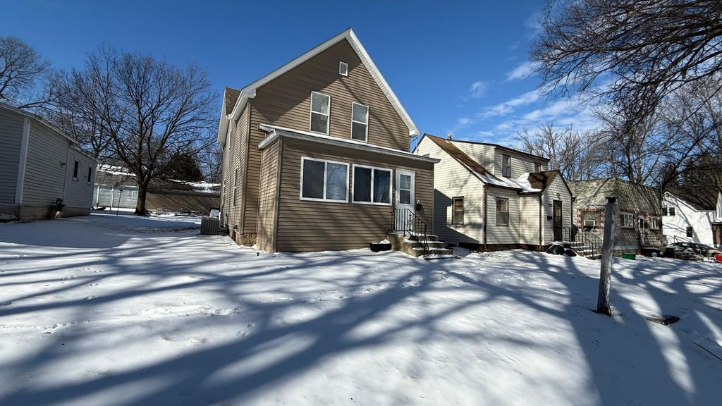 Photo of 115 N 8th Street, Montevideo, MN 56265 (MLS # 7025368)
