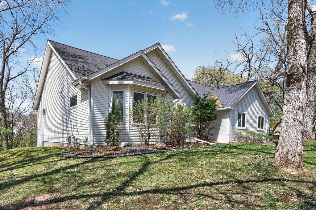 Photo of 1207 Birch Street, Saint Paul, MN 55119 (MLS # 7036839)