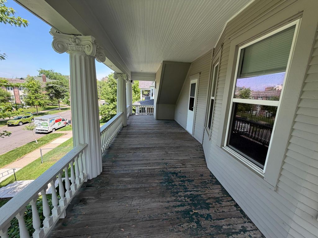 Photo of 2223 Pleasant Avenue, Minneapolis, MN 55404 (MLS # 7101211)