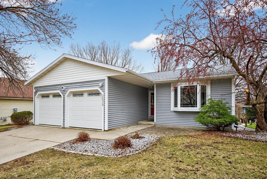 Photo of 2636 Westridge Lane NW, Rochester, MN 55901 (MLS # 7049232)