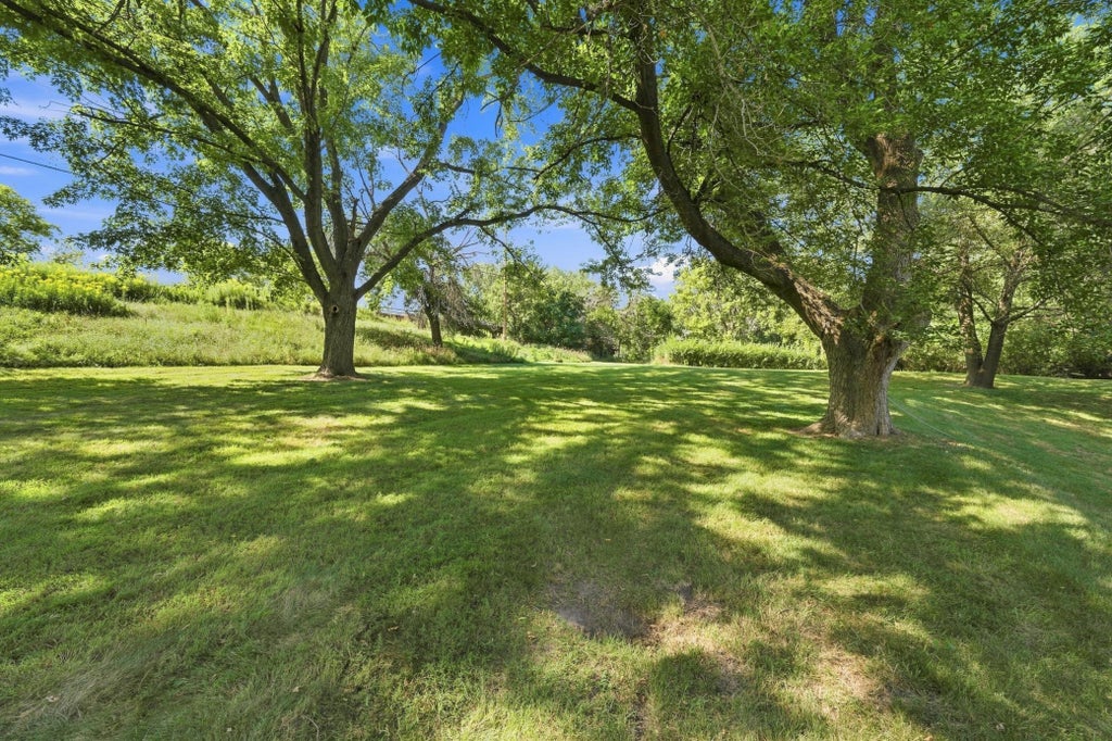 Photo of 6980 Alpine Trail, Eden Prairie, MN 55346 (MLS # 7129349)