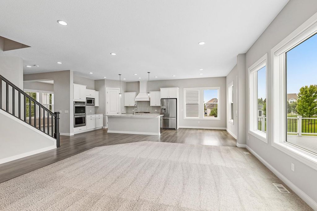Photo of 6015 Jewel Lane N, Plymouth, MN 55446 (MLS # 7106071)
