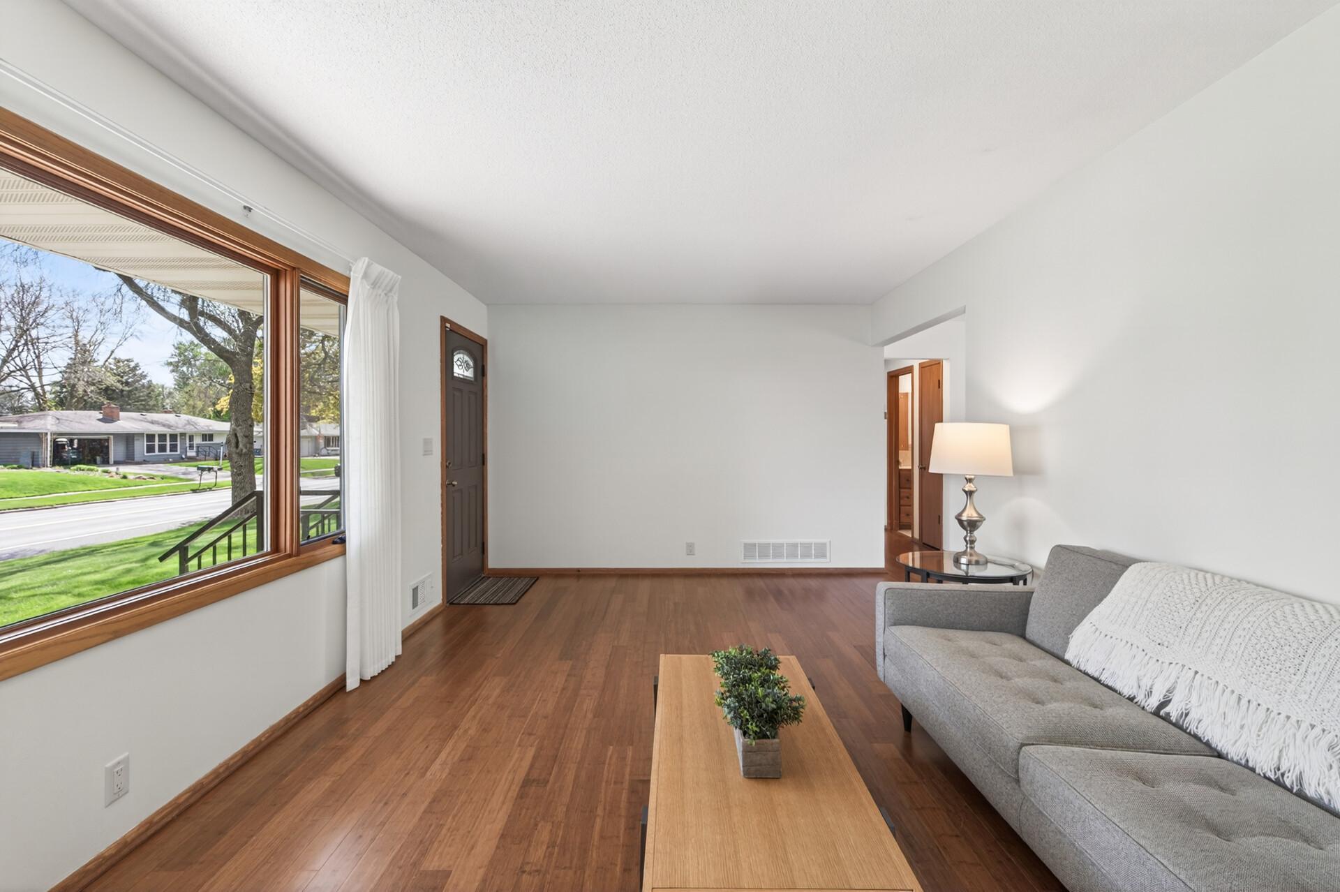 2521 Cedar Avenue
