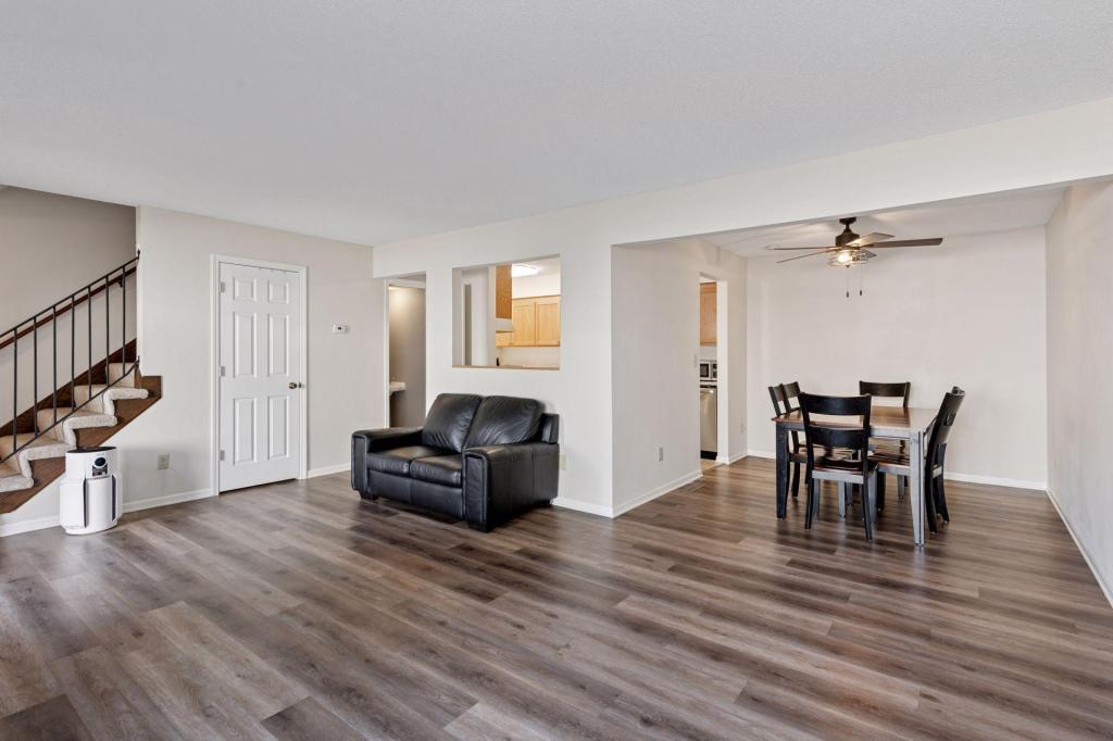 1252 Trailwood S