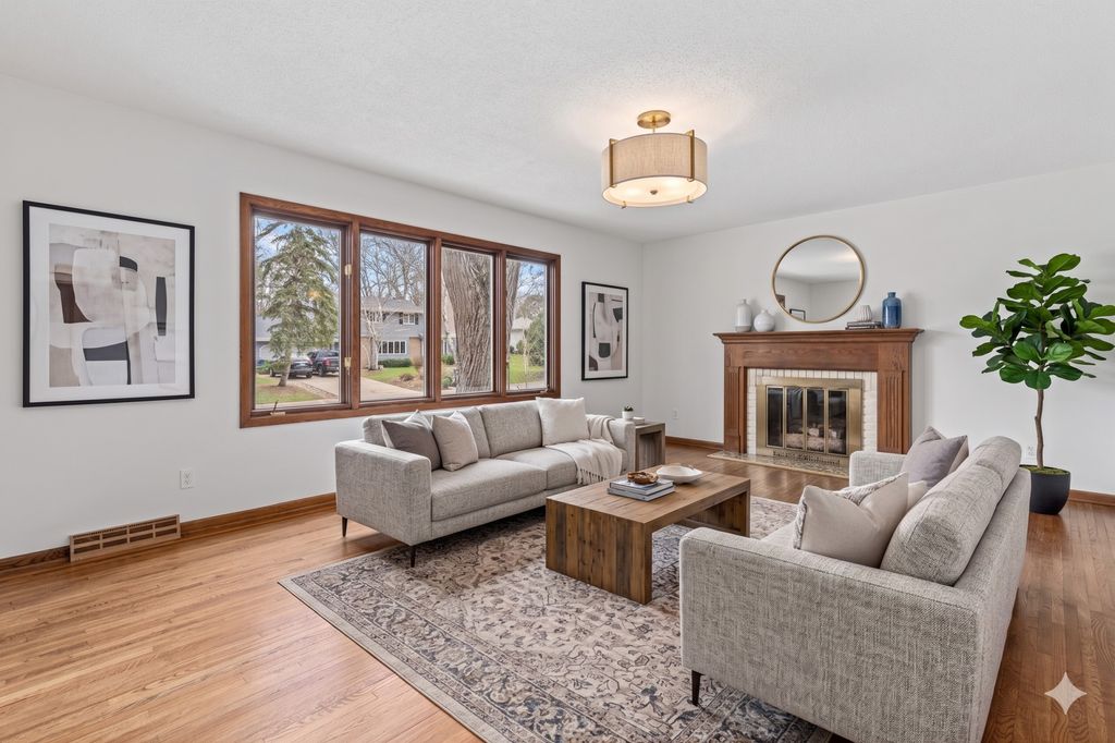 Photo of 276 14th Avenue NW, New Brighton, MN 55112 (MLS # 7058876)