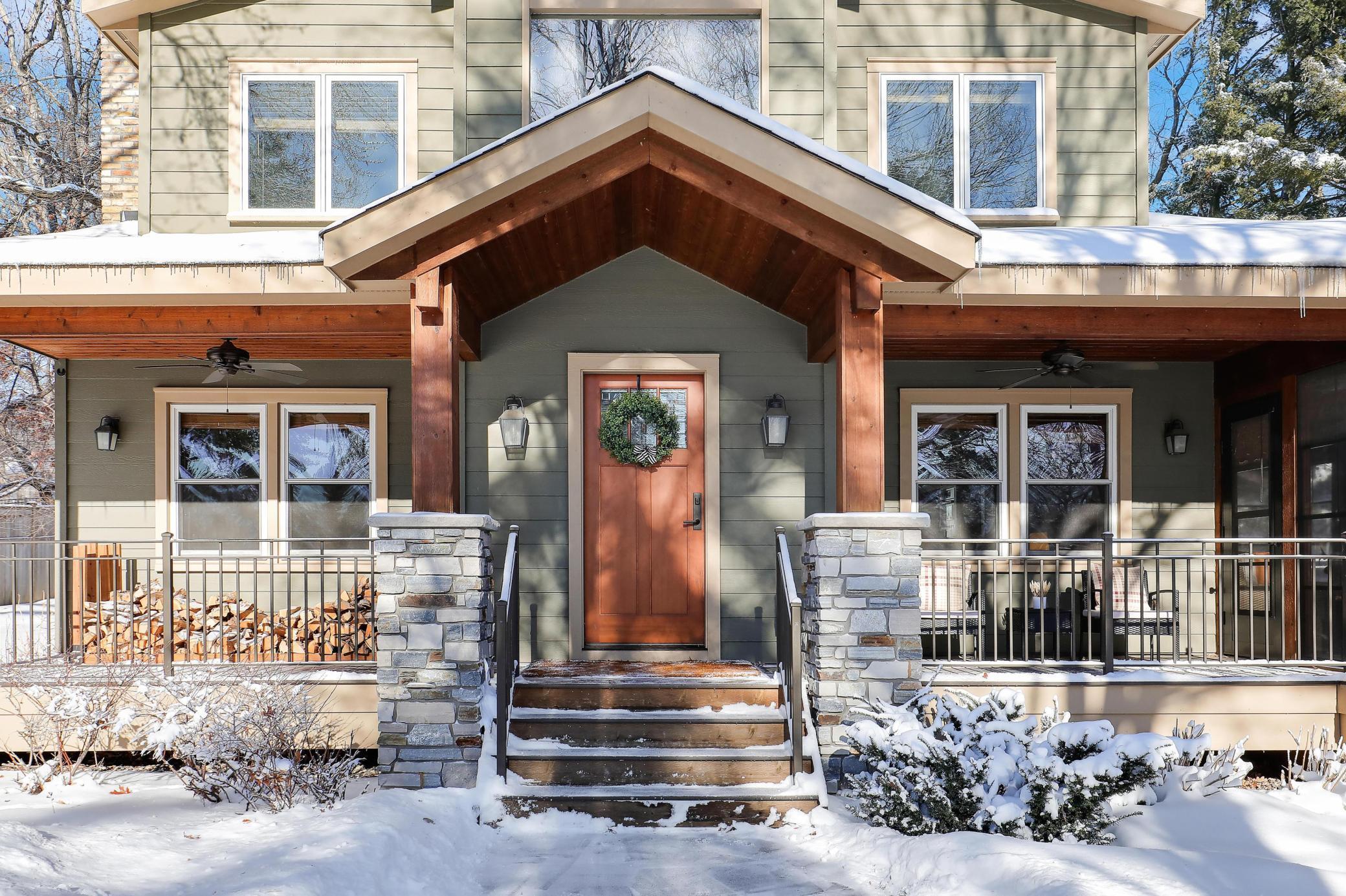 14908 Glen Oak Street