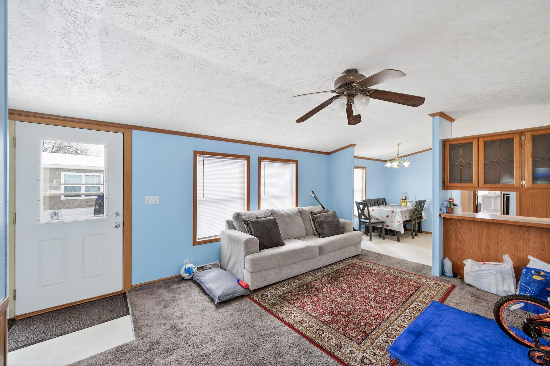 3234 NE 89th Drive NE