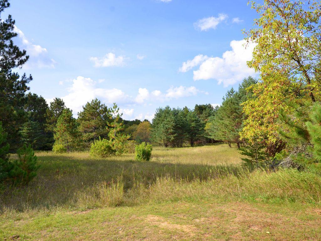 ABC East River Drive