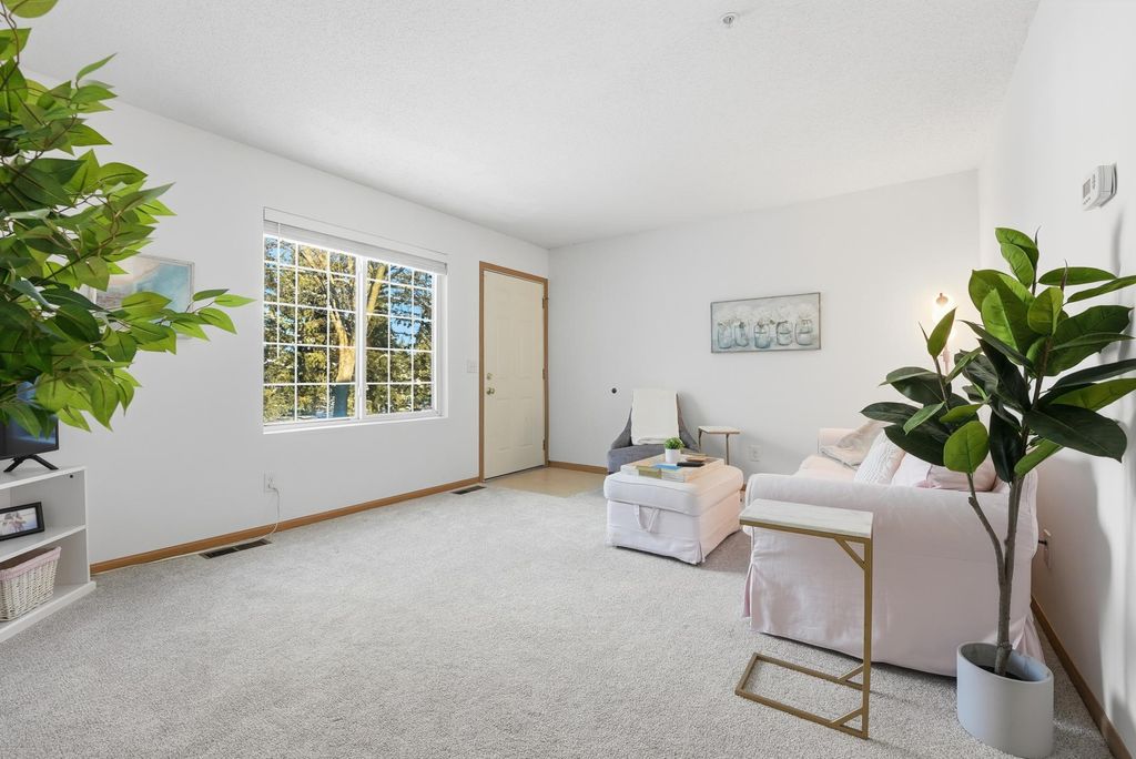 Photo of 13098 Murdock Terrace, Eden Prairie, MN 55347 (MLS # 7001953)