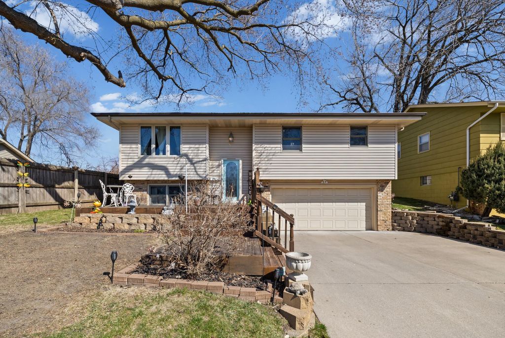 Photo of 1209 45 1/2 Avenue NE, Columbia Heights, MN 55421 (MLS # 7040082)