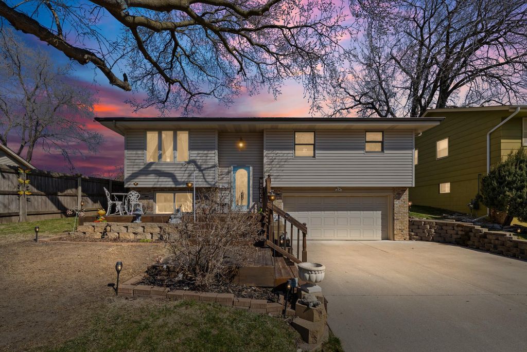 Photo of 1209 45 1/2 Avenue NE, Columbia Heights, MN 55421 (MLS # 7040082)