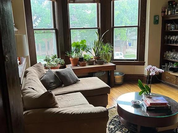 Photo of 433 Holly Avenue #4, Saint Paul, MN 55102 (MLS # 7150936)