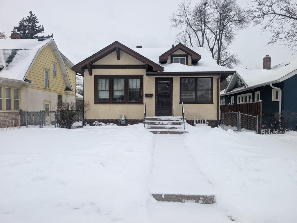 Photo of 3907 Vincent Avenue N, Minneapolis, MN 55412 (MLS # 7003705)