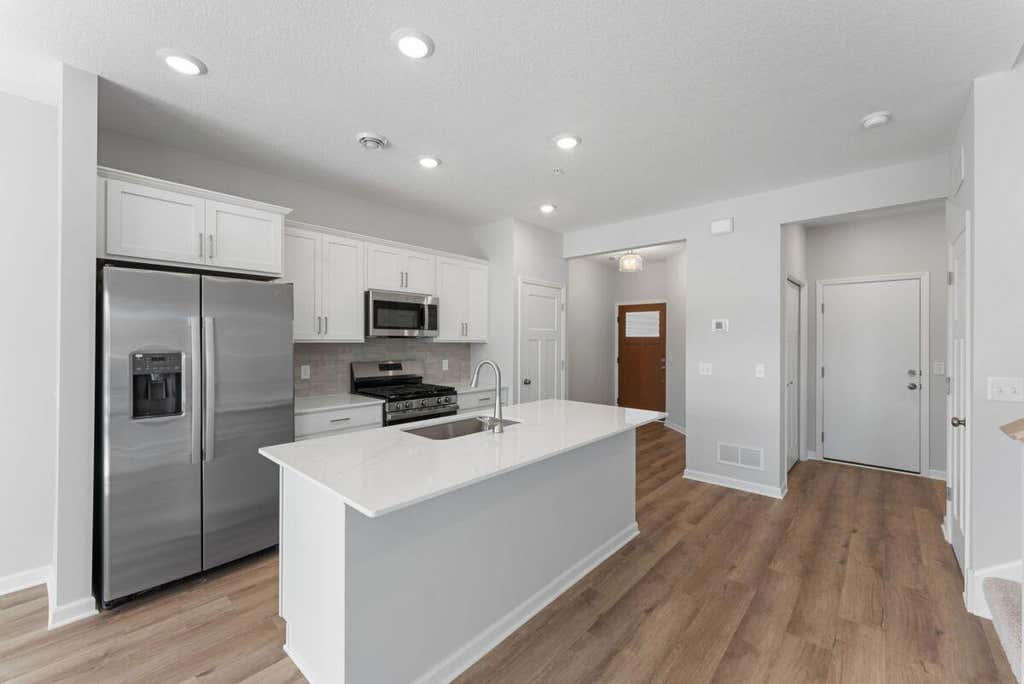 Photo of 675 Tulare Terrace, Newport, MN 55055 (MLS # 7120105)