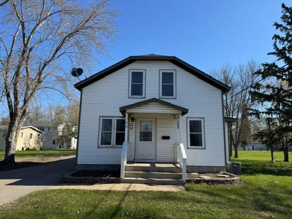 Photo of 106 Cedar Avenue NE, Wadena, MN 56482 (MLS # 7069654)