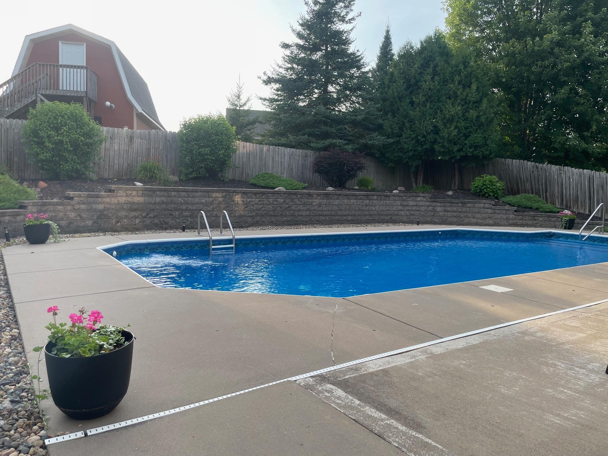 1122 Drew Drive