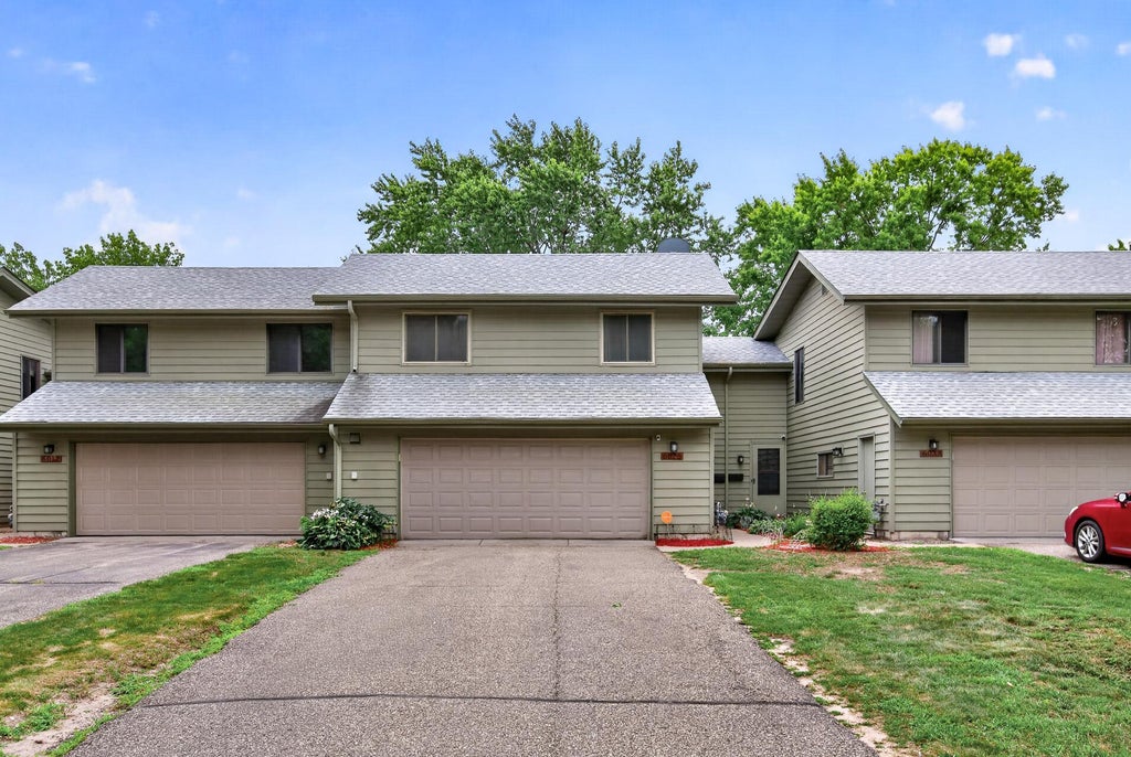 Photo of 6025 79th Avenue N, Brooklyn Park, MN 55443 (MLS # 7131543)