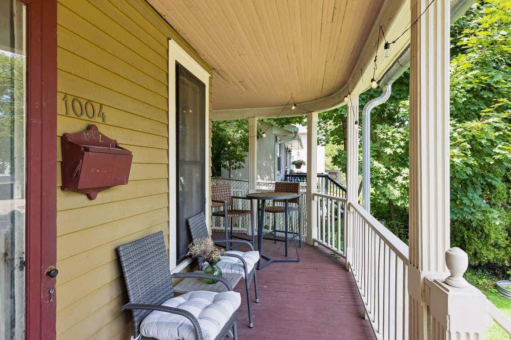 Photo of 1004 6th Street S, Stillwater, MN 55082 (MLS # 7126011)