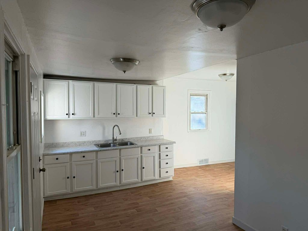 Photo of 351 Maryland Avenue E, Saint Paul, MN 55130 (MLS # 7056149)