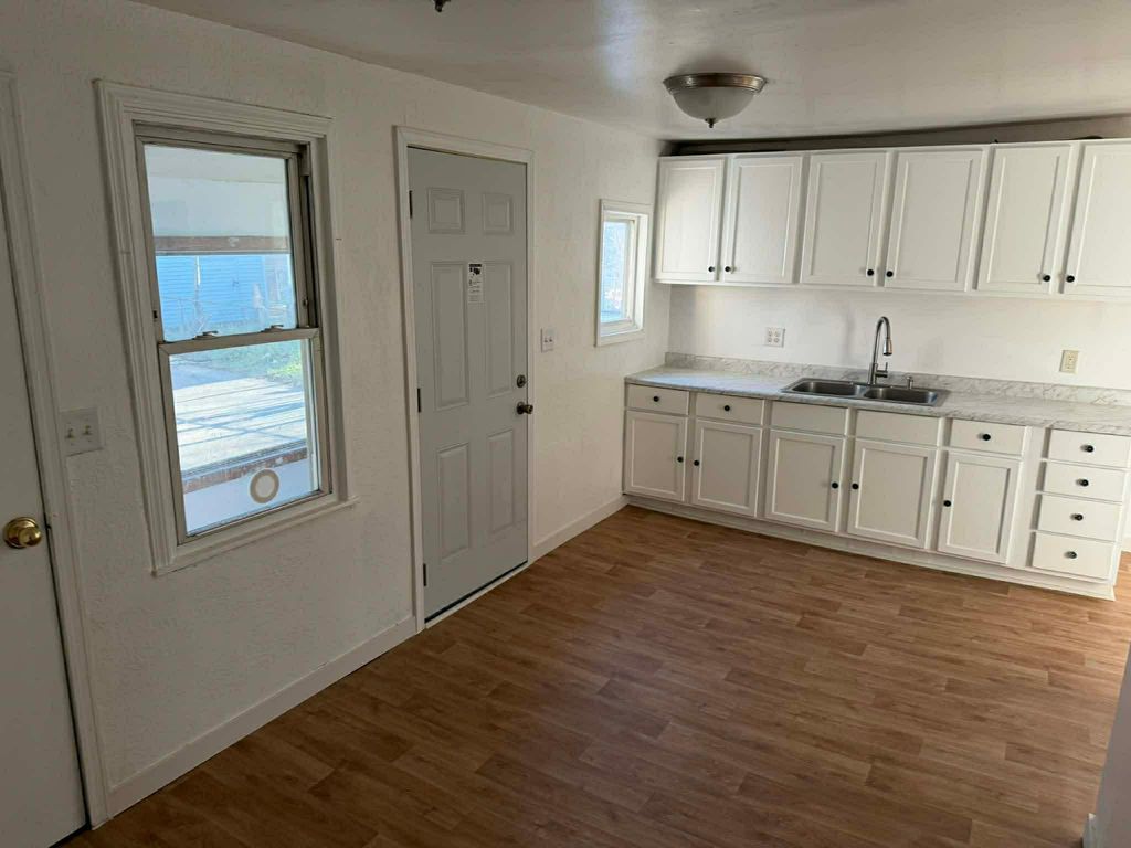 Photo of 351 Maryland Avenue E, Saint Paul, MN 55130 (MLS # 7056149)