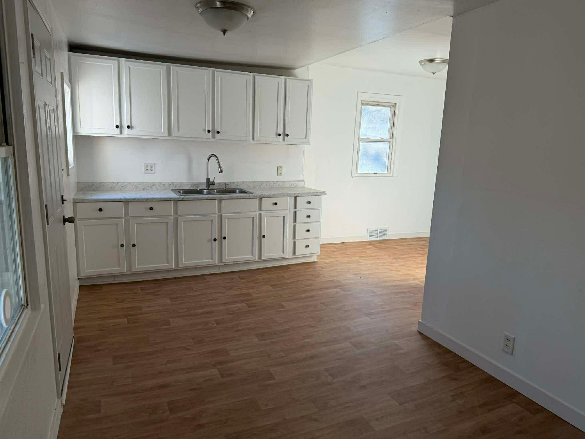 351 Maryland Avenue E