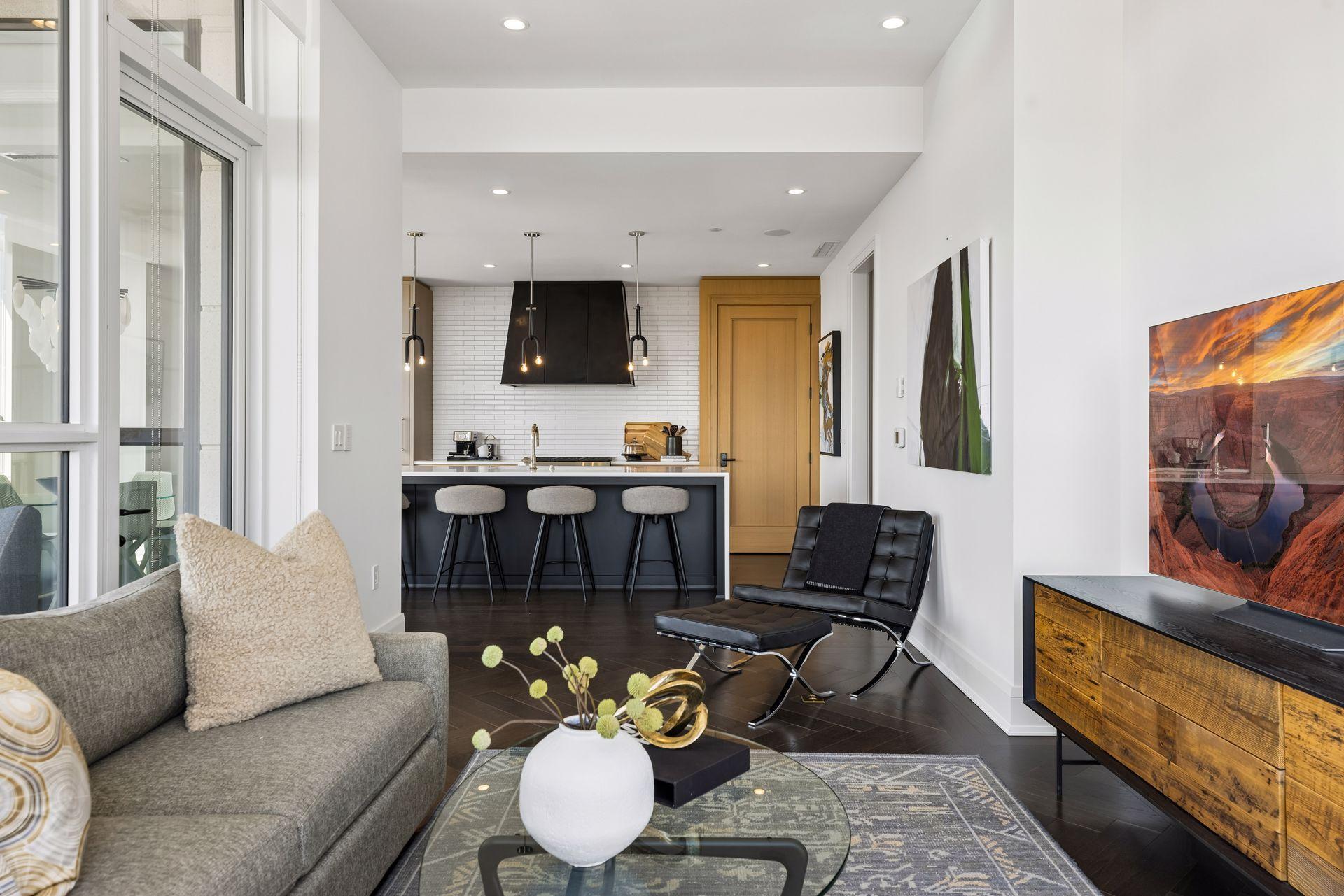 1111 W River Parkway 23D