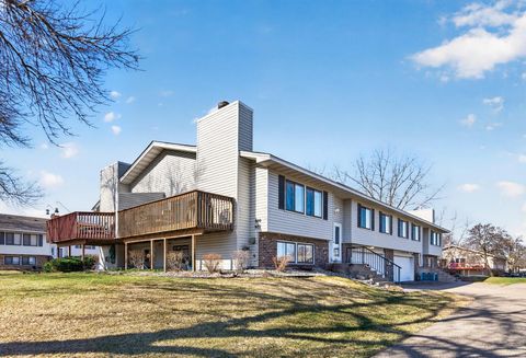 980 Greenhaven Drive Vadnais Heights MN 55127