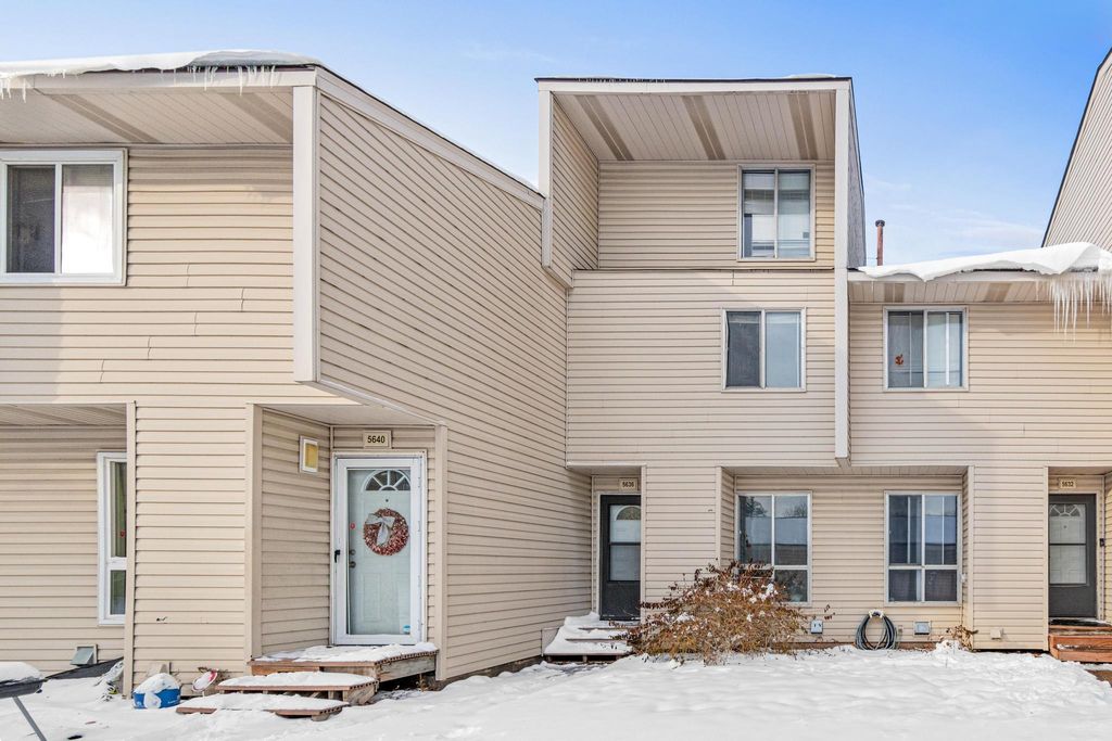 Photo of 5636 Brookdale Drive N, Brooklyn Park, MN 55443 (MLS # 6823443)