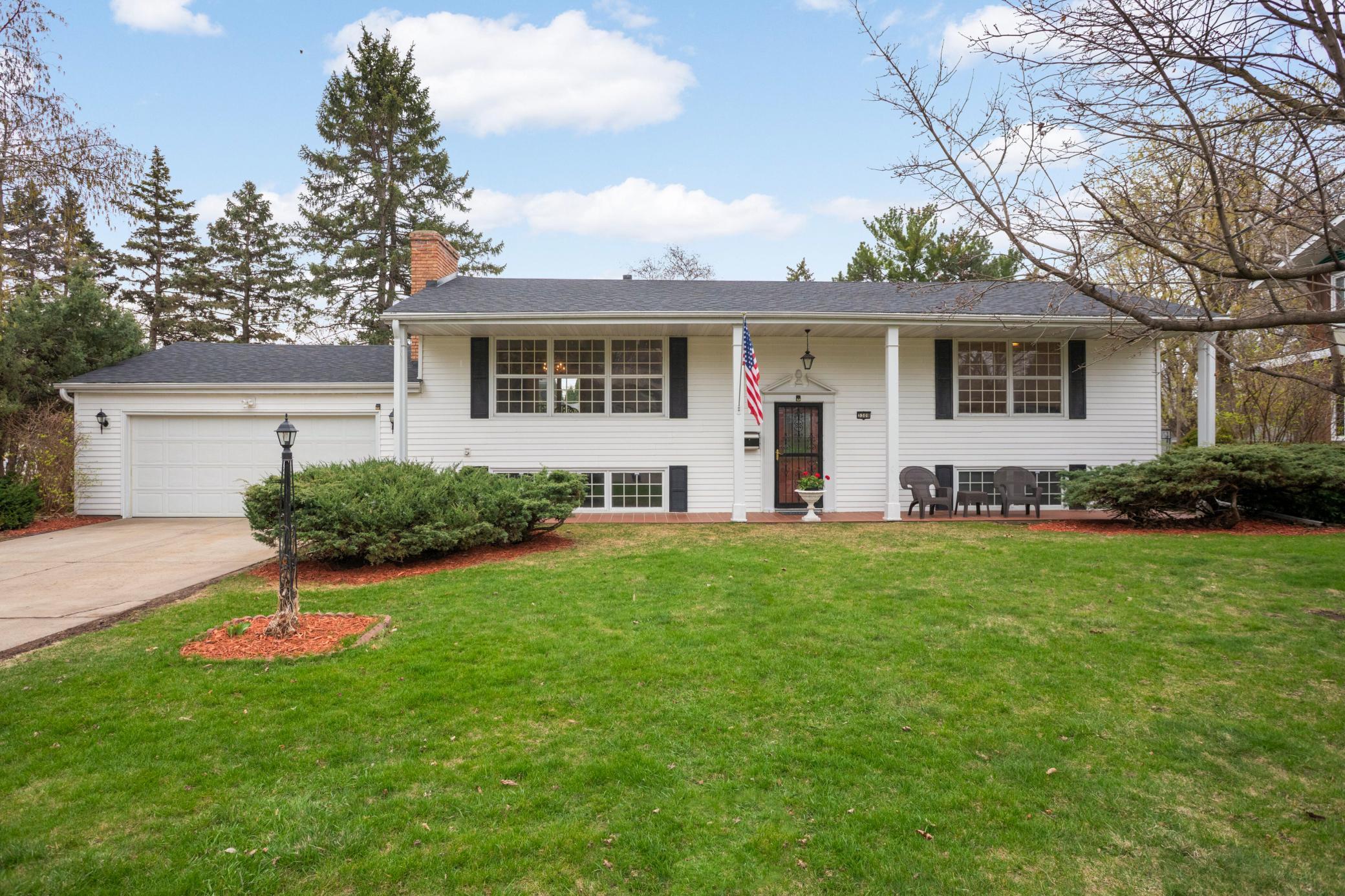 3308 E Gate Road